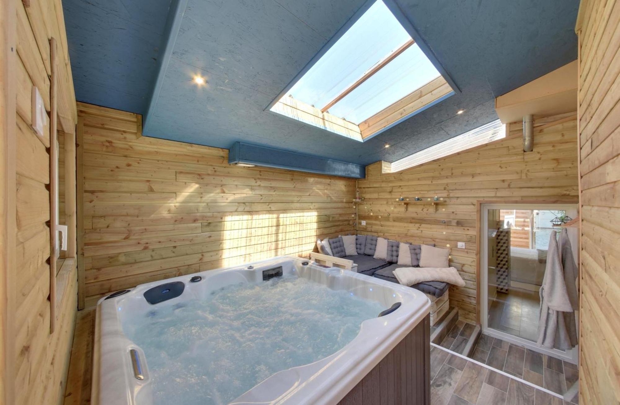 Entre Terre & Mer Spa Sainte-Croix-Grand-Tonne Exterior foto